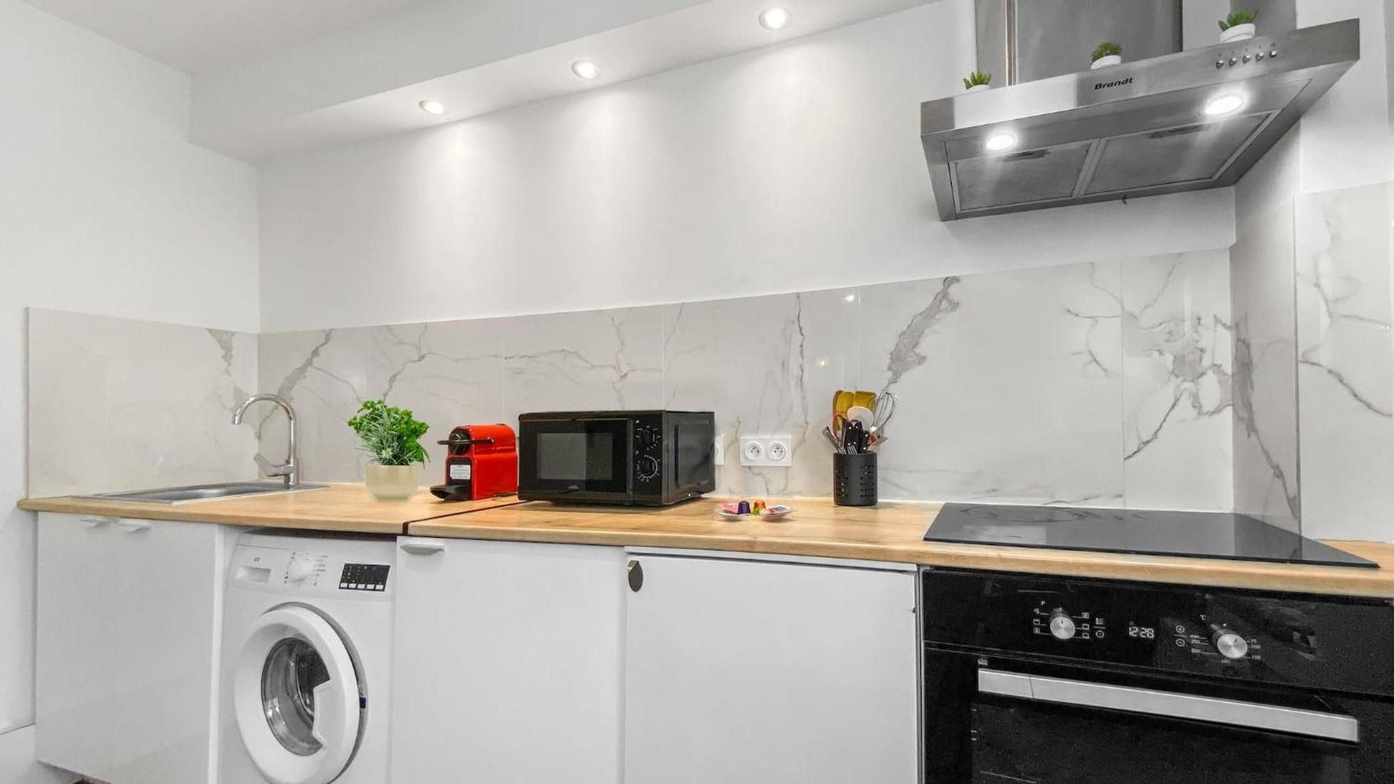 Homey Forest - Hypercentre - Proche Gare Et Tram - Wifi & Netflix Annemasse Bagian luar foto