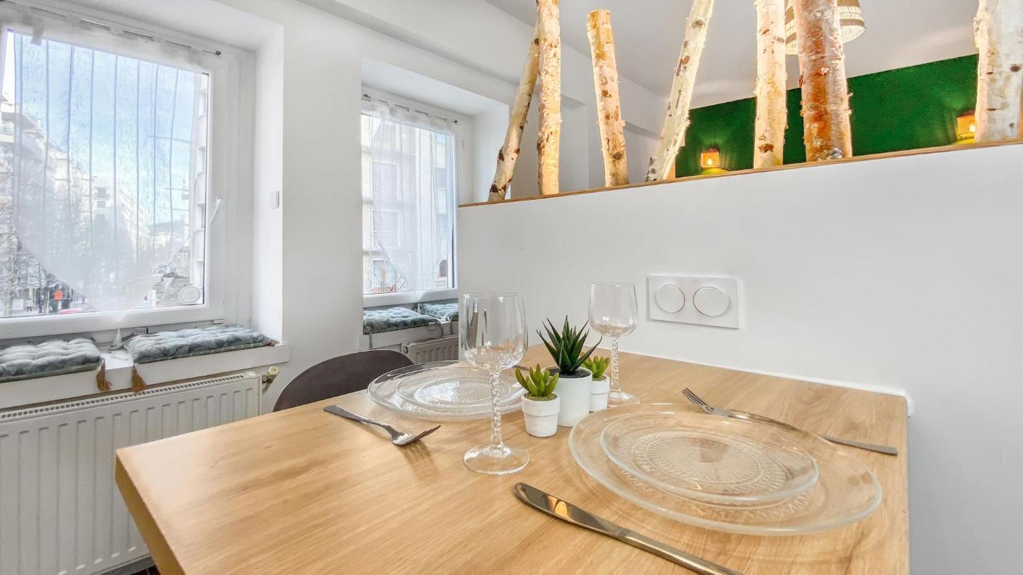 Homey Forest - Hypercentre - Proche Gare Et Tram - Wifi & Netflix Annemasse Bagian luar foto